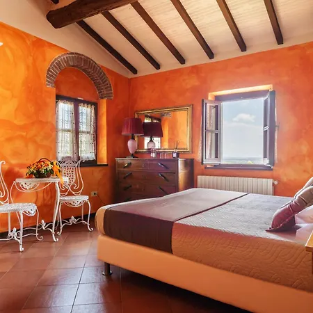 - Collina Toscana Monsummano Terme