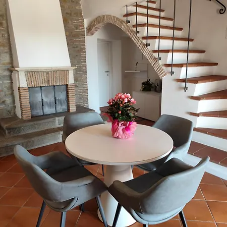 - Collina Toscana Monsummano Terme
