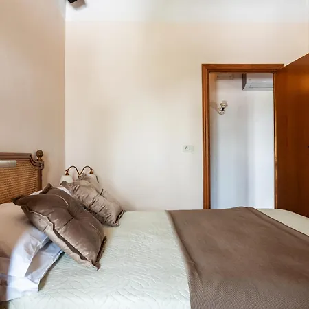 - Collina Toscana Monsummano Terme