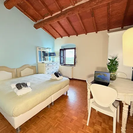 - Collina Toscana Farm stay Monsummano Terme